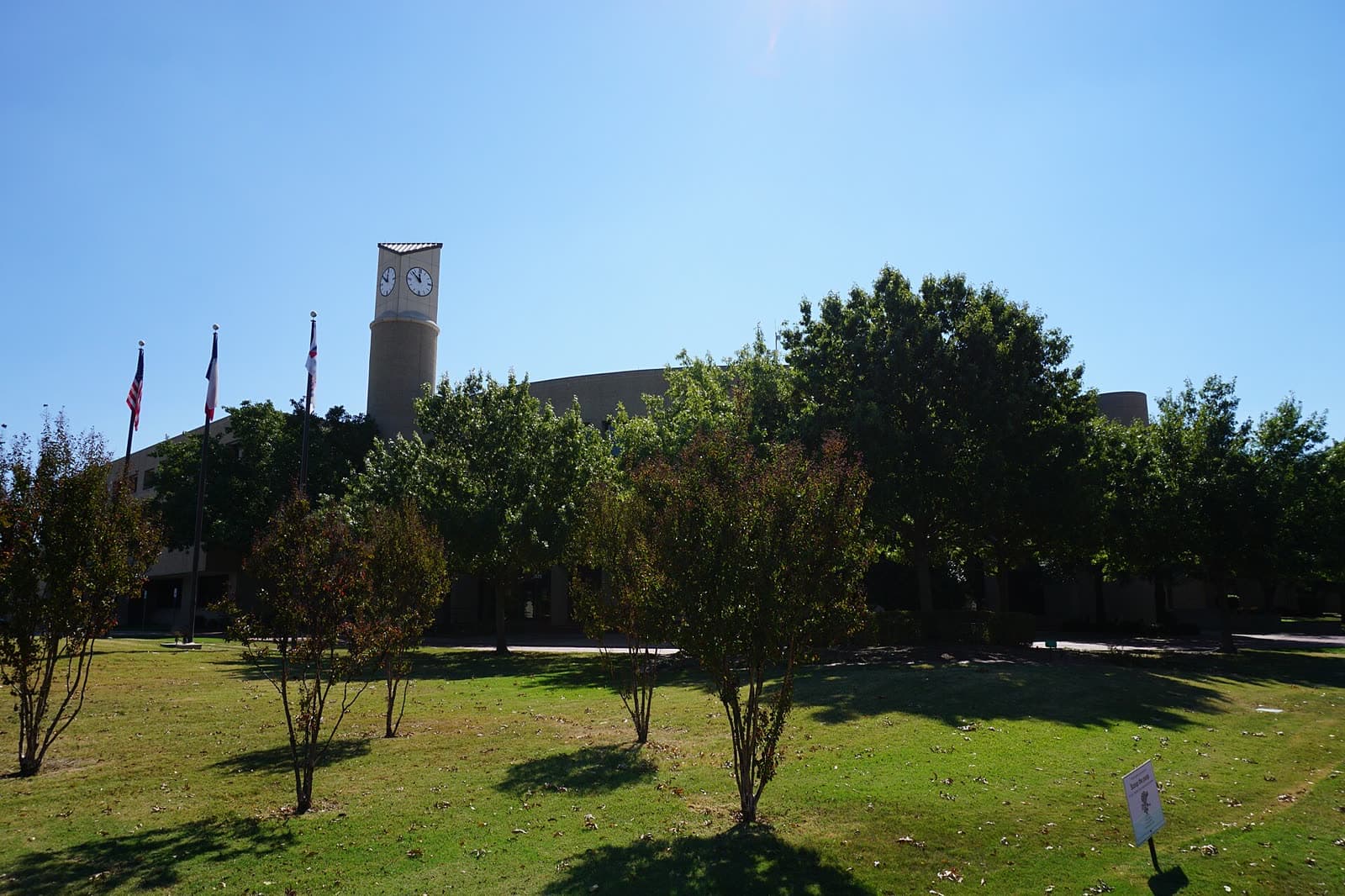 Plano Municipal Center