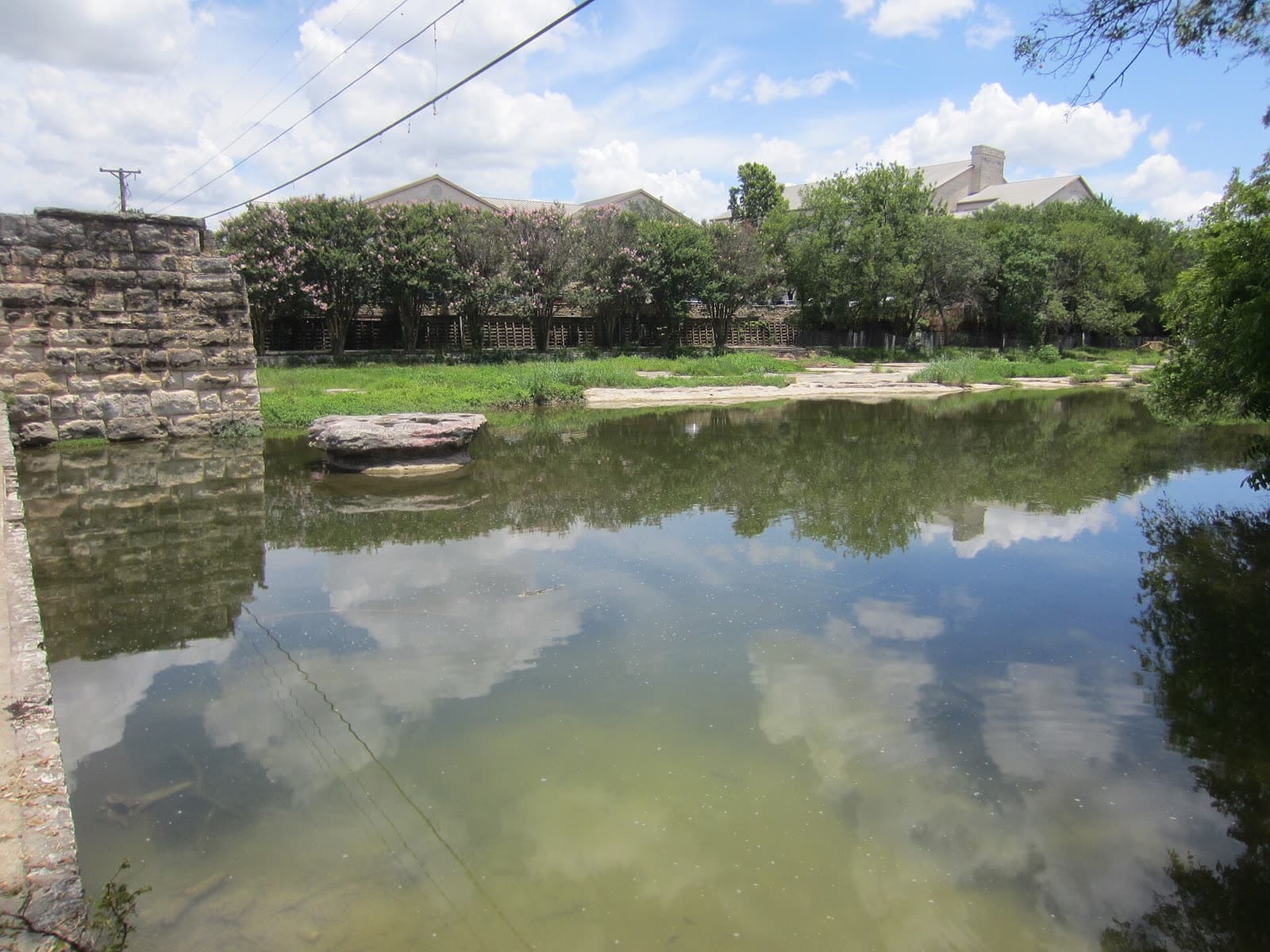 The round rock the city of Round Rock is named for